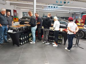 Werkstatttreff Team am Buffet