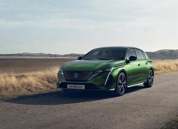 Neue 48V-Hybridvariante* ab sofort bestellbar